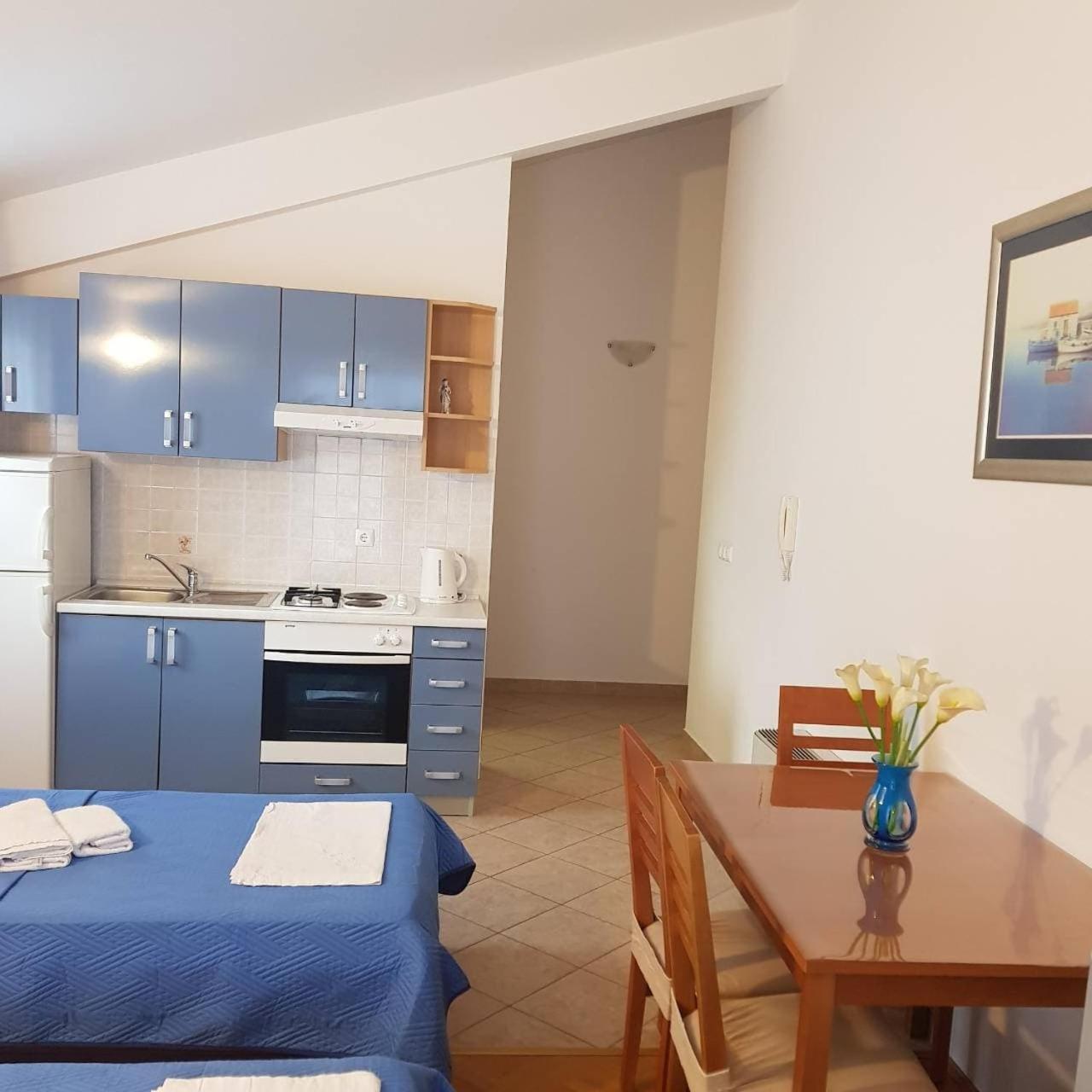 Apartmani Katarina Makarska Rom bilde